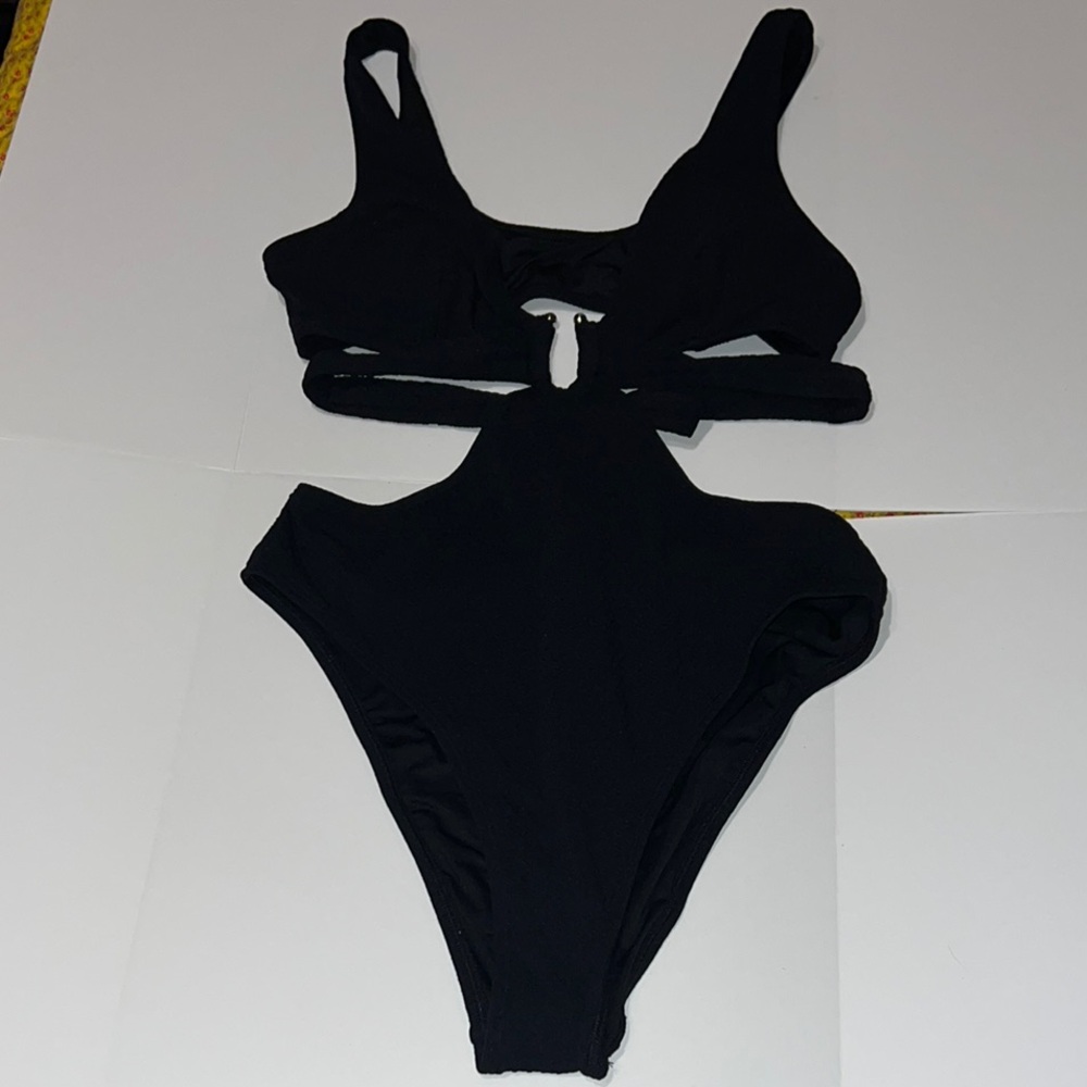 NWT CUPSHE Black One Piece Monokini Swimsuit